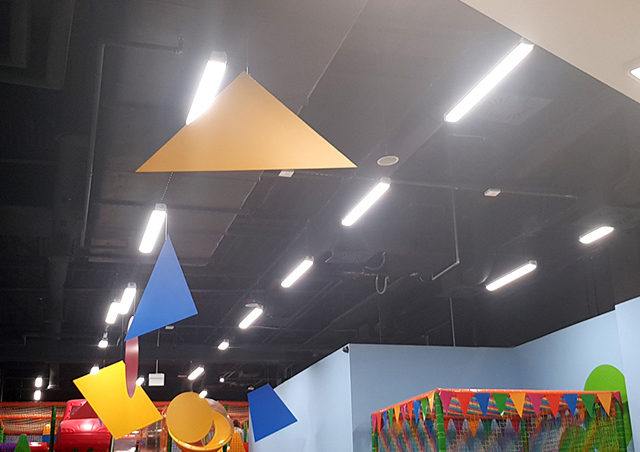 Lampy przemysłowe LED dla Bajkowy labirynt Lampy przemysłowe LED dla Bajkowy labirynt